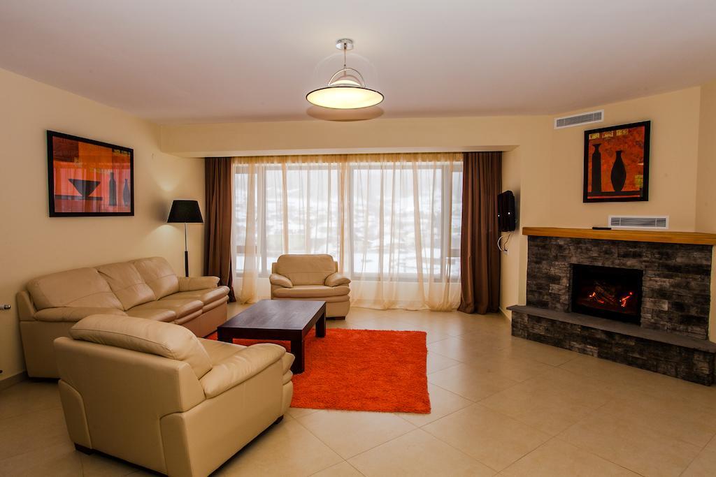 Crystal Hill Resort Bakoerjani Kamer foto